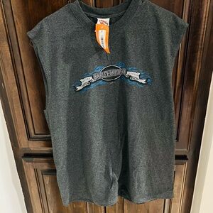 Harley-Davidson XL
Sleeveless Muscle Tee
Charcoal Bakersfield CA
NWT